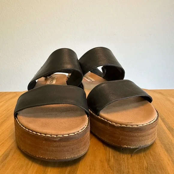 Steve Madden Women's Teenie Black Platform
Wedge - Size 6.5 - Picture 3 of 6